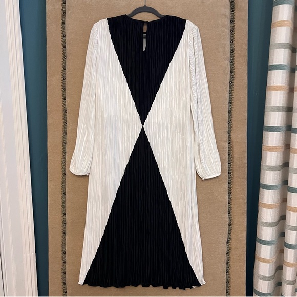 HAL FERMAN Crinkle Pleated Midi Dress Plus Size - Picture 8 of 12